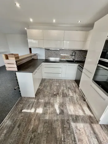 Pronájem bytu 3+kk, Kladno, Italská, 61 m2
