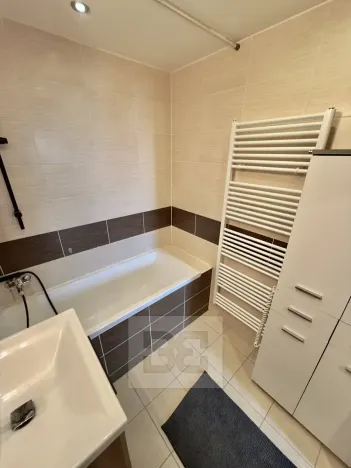 Pronájem bytu 3+kk, Kladno, Italská, 61 m2