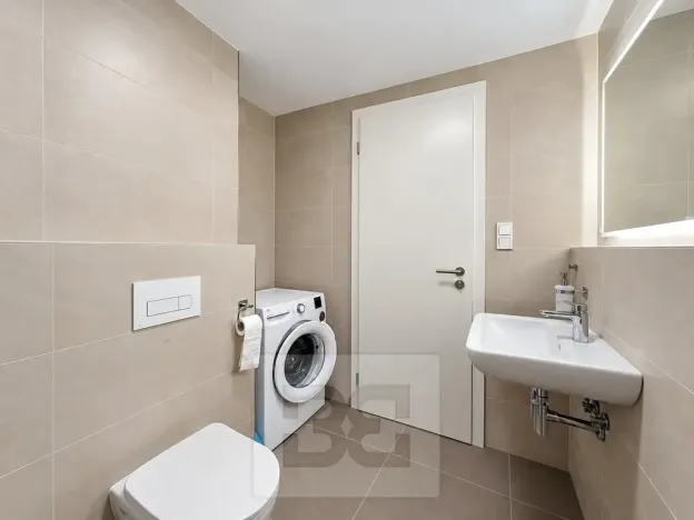 Pronájem bytu 1+kk, Praha - Letňany, Vyletalova, 31 m2