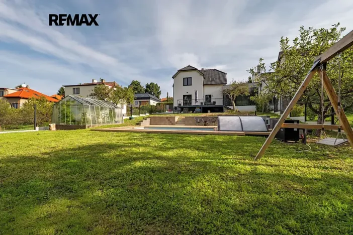 Pronájem bytu 5+kk, Říčany, Táborská, 199 m2