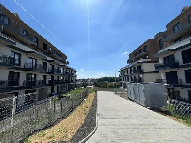Pronájem bytu 3+kk, Praha - Řeporyje, Haenkeho, 80 m2