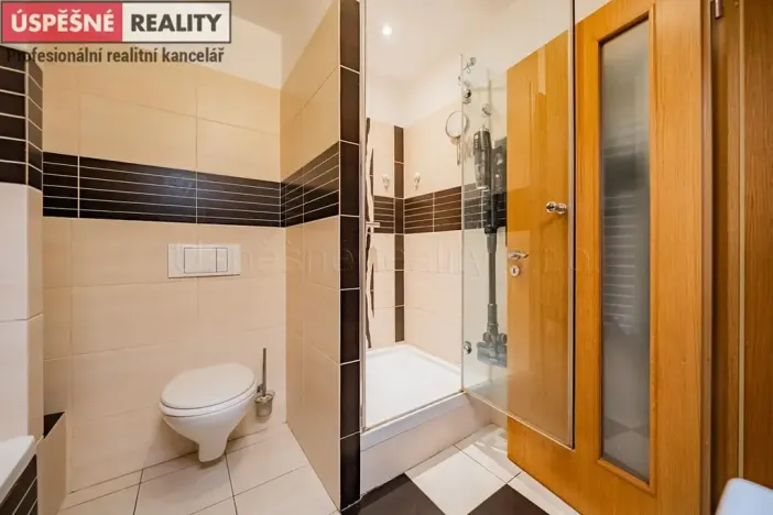 Prodej bytu 3+1, Praha - Hlubočepy, Högerova, 84 m2