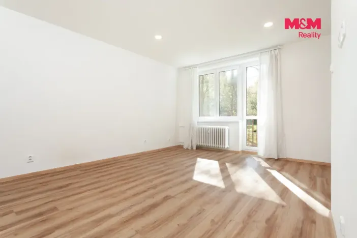 Pronájem bytu 1+kk, Ostrava - Poruba, 27 m2