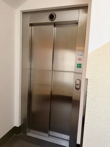 Pronájem bytu 2+kk, Praha - Žižkov, Křišťanova, 58 m2