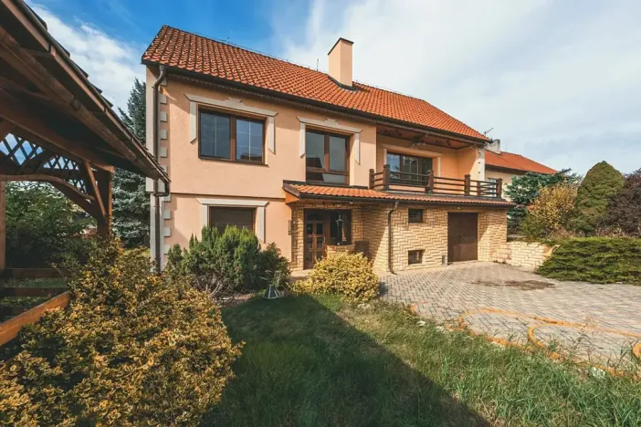 Prodej rodinného domu, Sobětuchy, 240 m2