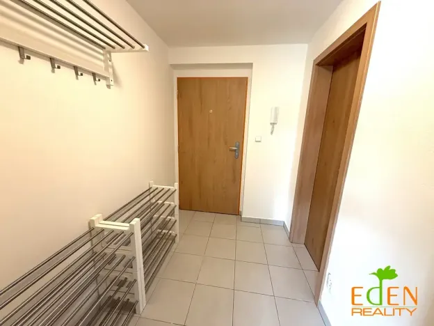 Pronájem bytu 2+kk, Plzeň, Vochovská, 43 m2