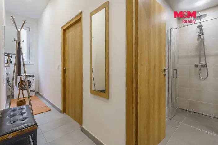 Pronájem bytu 2+kk, Karlovy Vary, Moskevská, 49 m2