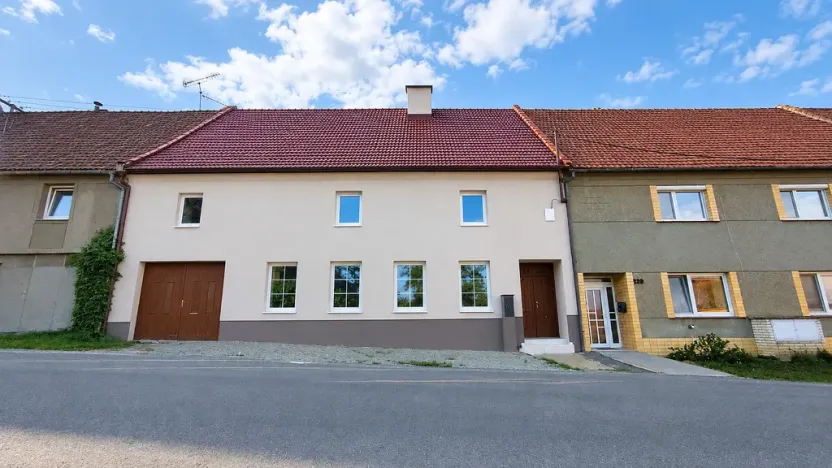 Prodej rodinného domu, Krumsín, 192 m2