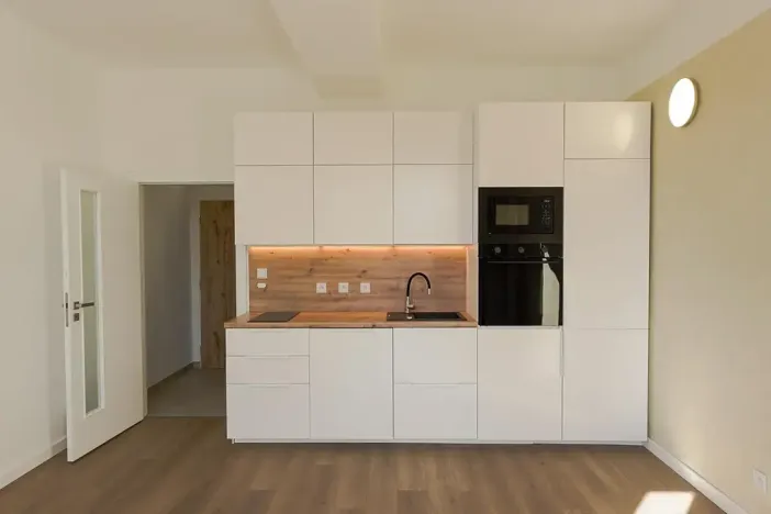 Prodej bytu 1+kk, Znojmo, Cihlářská, 27 m2