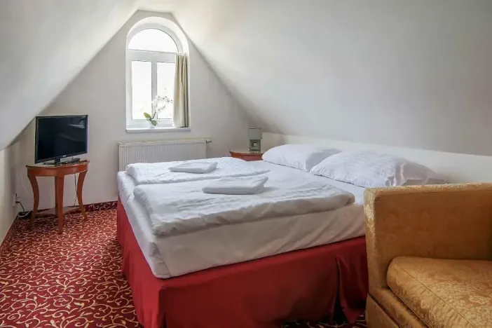 Prodej ubytování, Karlovy Vary, Zahradní, 6150 m2