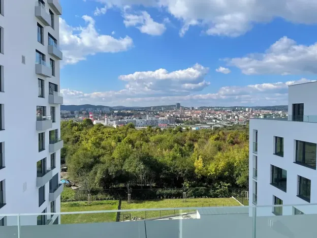 Pronájem kanceláře, Brno, třída Generála Píky, 50 m2
