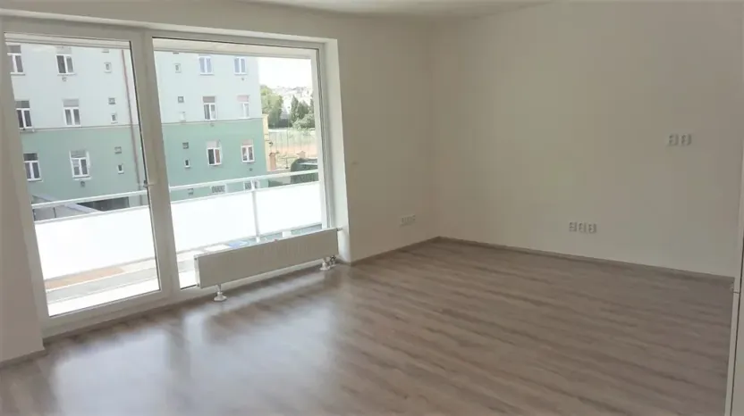 Pronájem bytu 1+kk, Brno, Vranovská, 49 m2