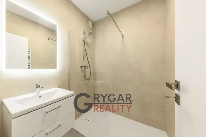 Prodej bytu 1+1, Praha - Vysočany, Pod pekárnami, 49 m2