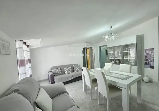 Prodej atypického bytu, Scalea, Itálie, 160 m2