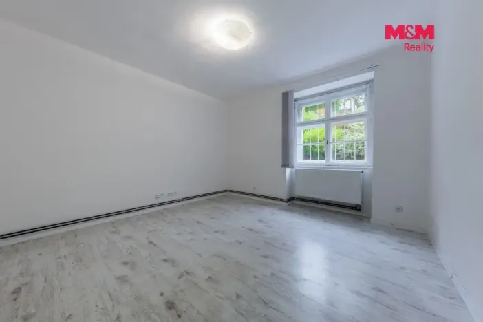 Prodej bytu 2+1, Karlovy Vary, Moskevská, 58 m2