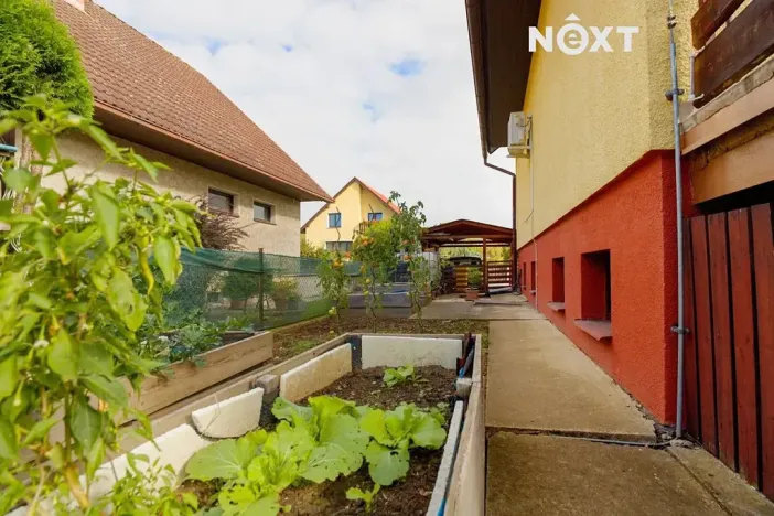 Prodej rodinného domu, Lužec nad Vltavou, Šmeralova, 184 m2