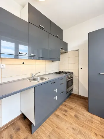 Pronájem bytu 2+1, Kadaň, Chomutovská, 53 m2
