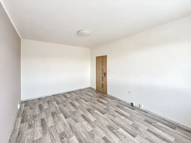 Pronájem bytu 2+1, Kadaň, Chomutovská, 53 m2