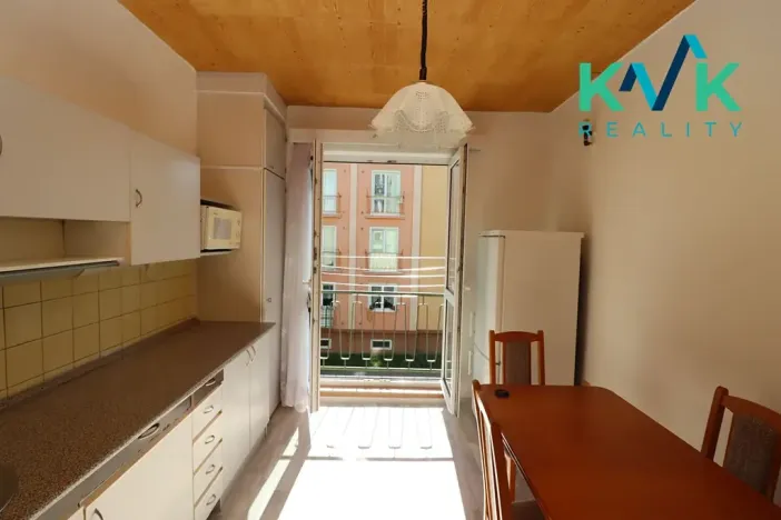 Pronájem bytu 2+1, Ostrov, Mánesova, 58 m2