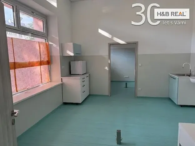 Pronájem obchodního prostoru, Vsetín, 200 m2