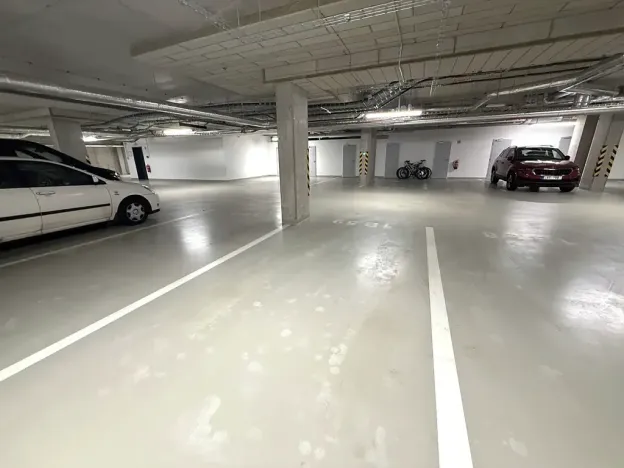 Prodej garážového stání, Brno, třída Generála Píky, 12 m2