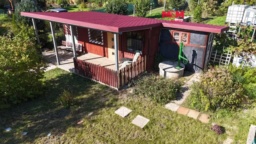 Prodej chaty, Poděbrady, Ovocná, 20 m2