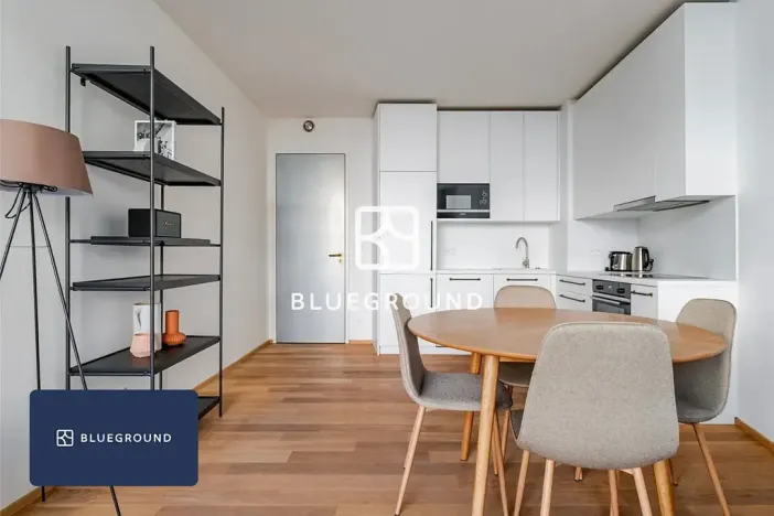 Pronájem bytu 2+kk, Praha - Holešovice, Komunardů, 59 m2