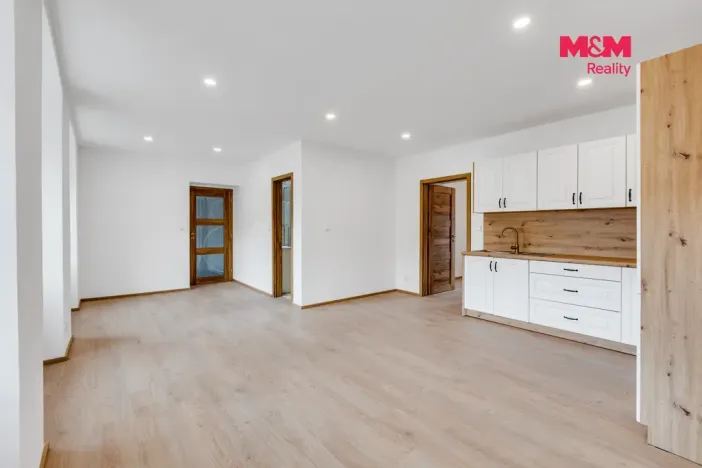 Prodej bytu 2+kk, Lochovice, 59 m2