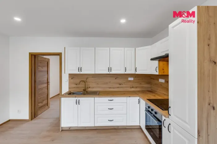 Prodej bytu 2+kk, Lochovice, 59 m2