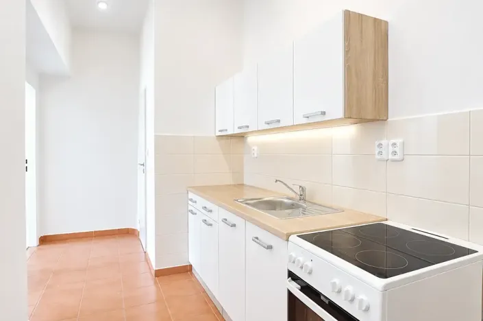 Prodej bytu 2+kk, Praha - Záběhlice, Záběhlická, 43 m2