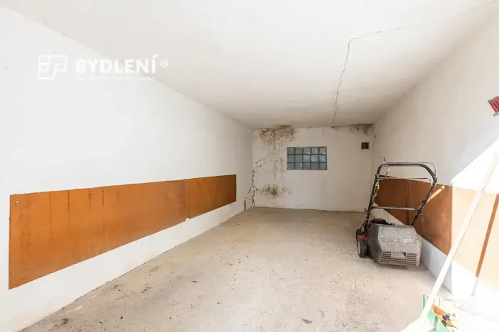 Prodej vícegeneračního domu, Novosedlice, Husova, 360 m2