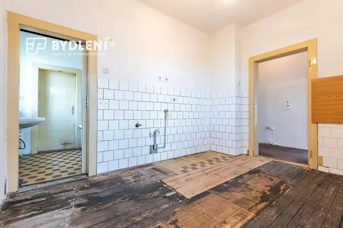 Prodej vícegeneračního domu, Novosedlice, Husova, 360 m2
