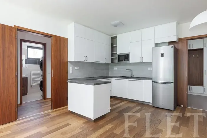 Pronájem bytu 3+kk, Praha - Dolní Chabry, Poštova, 79 m2