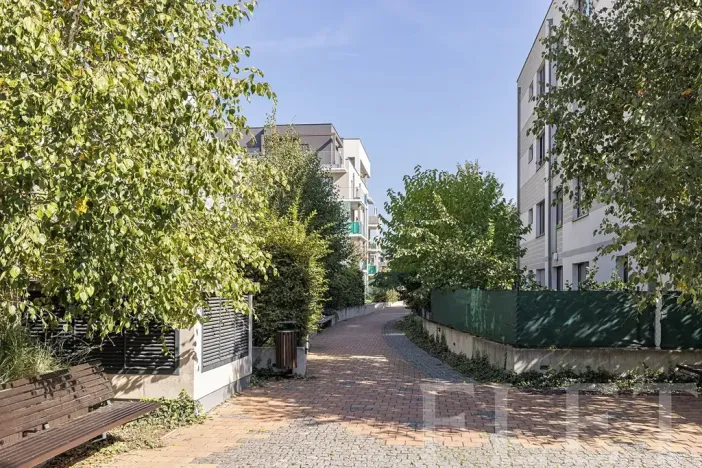 Pronájem bytu 3+kk, Praha - Dolní Chabry, Poštova, 79 m2