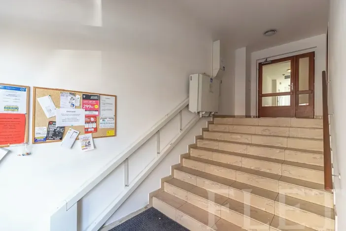 Pronájem bytu 2+kk, Praha - Záběhlice, Velenovského, 53 m2