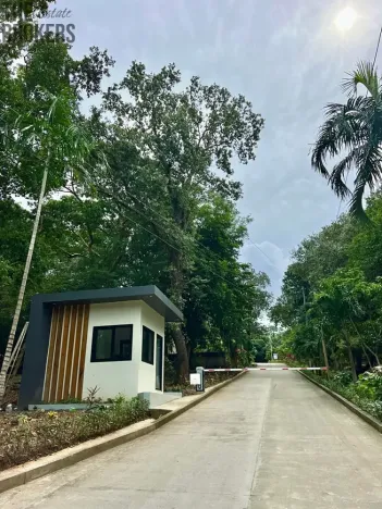 Prodej bytu 3+1, Coxen Hole, Roatán, Honduras, 139 m2