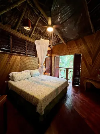 Prodej rodinného domu, La Ceiba, Honduras, 4080 m2