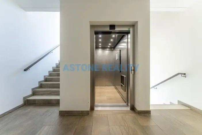 Prodej bytu 1+kk, Praha - Horní Měcholupy, Mantovská, 36 m2
