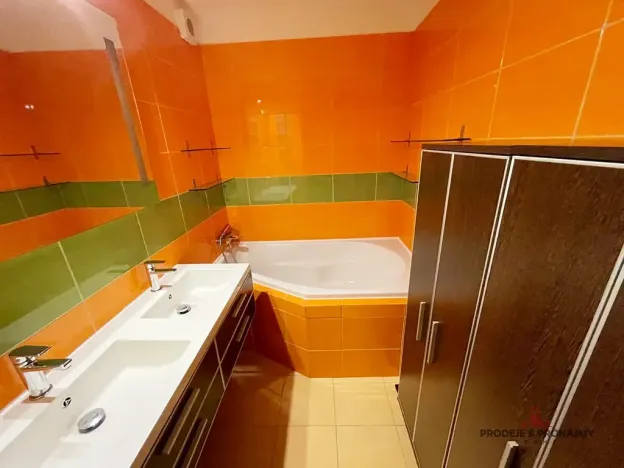 Prodej bytu 4+kk, Benešov, Vlašimská, 85 m2
