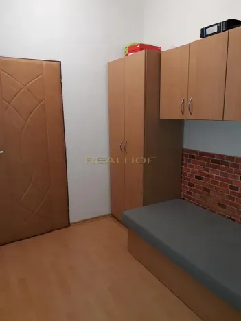 Pronájem bytu 1+kk, Brno - Lesná, Seifertova, 12 m2