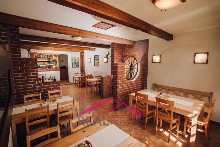 Pronájem obchodního prostoru, Čebín, 180 m2