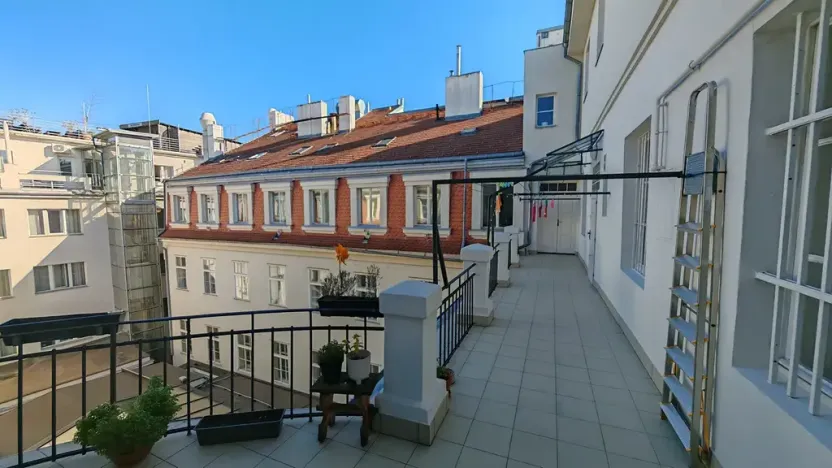 Pronájem bytu 2+1, Praha - Staré Město, Dlouhá, 61 m2