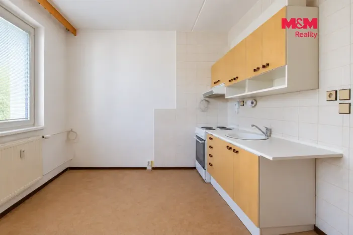 Prodej bytu 1+1, Chrudim - Chrudim IV, Strojařů, 42 m2