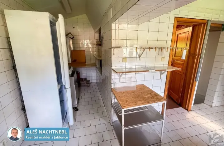 Pronájem restaurace, Tanvald, Údolí Kamenice, 134 m2