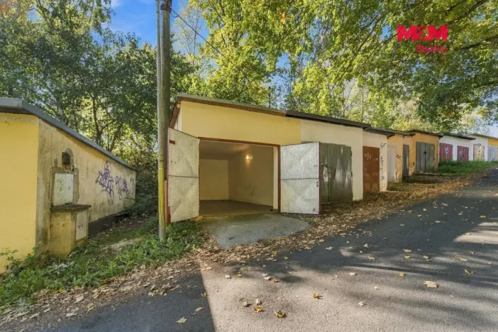 Prodej garáže, Karlovy Vary - Bohatice, 16 m2