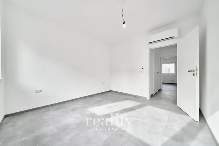 Pronájem bytu 3+kk, Znojmo, Hrušňová, 80 m2