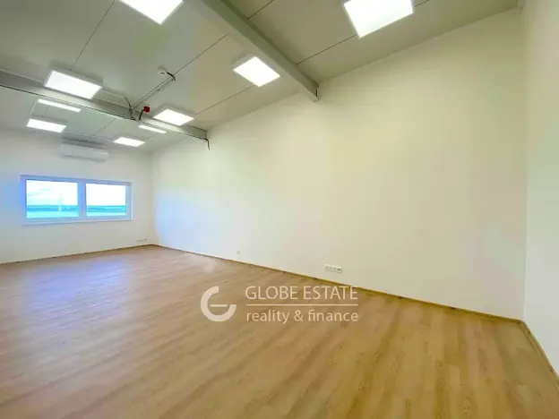 Pronájem skladu, Nehvizdy, Toušeňská, 1600 m2