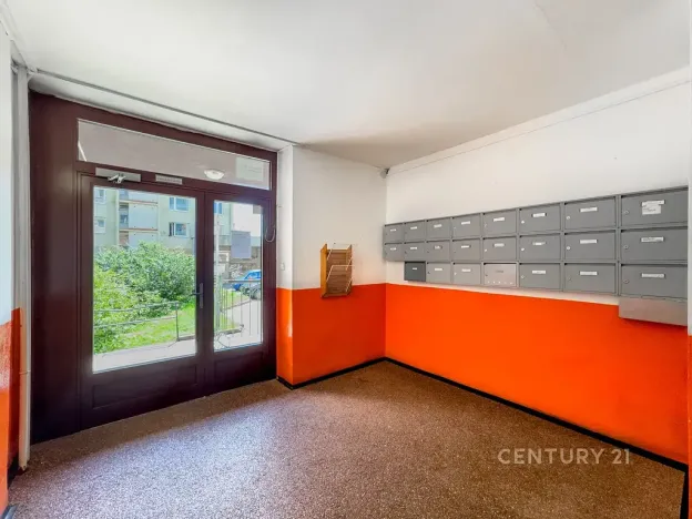 Pronájem bytu 1+kk, Děčín, Pohraniční, 19 m2