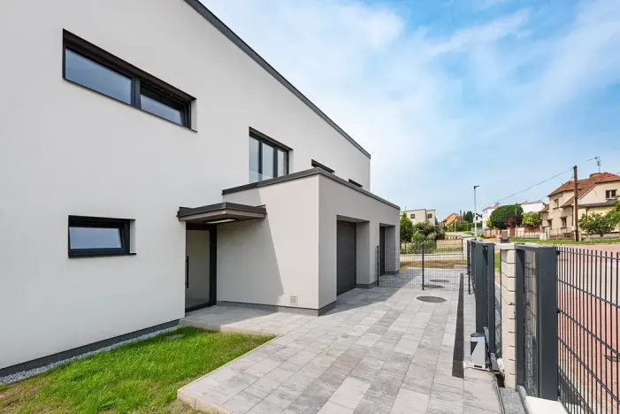 Prodej rodinného domu, Praha - Horní Počernice, Bříšťanská, 218 m2