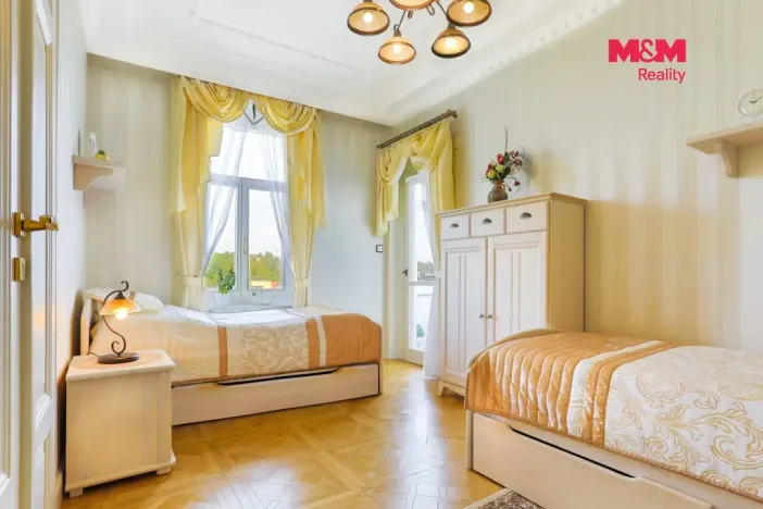 Prodej bytu 3+kk, Karlovy Vary, Zeyerova, 78 m2